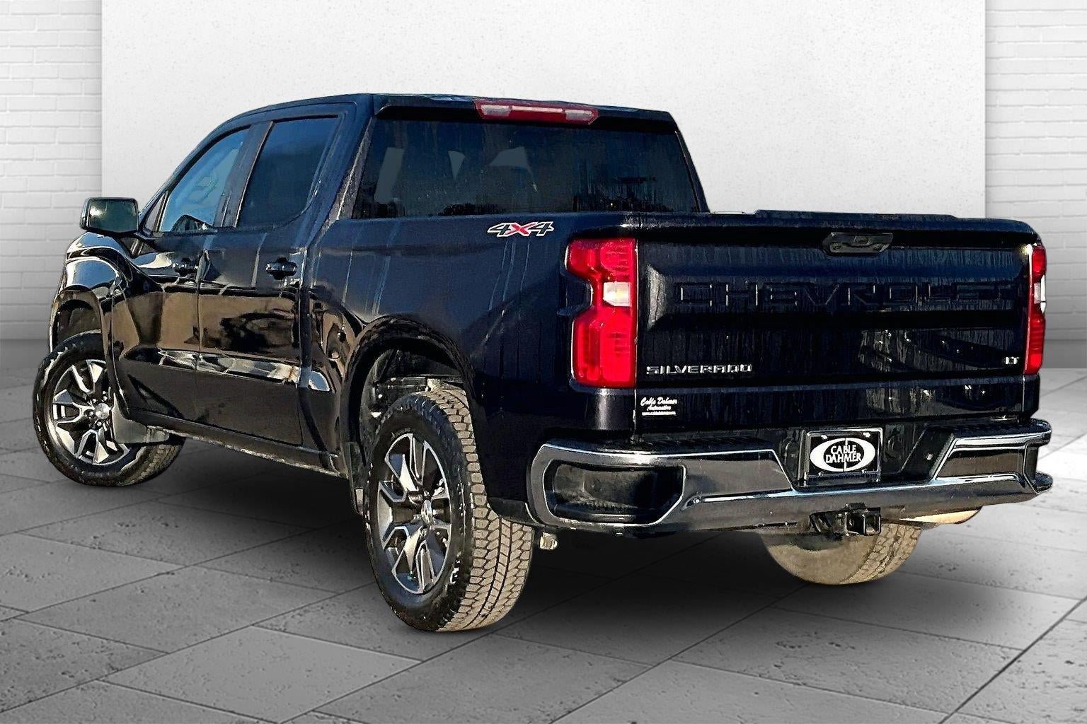 Used 2024 Chevrolet Silverado 1500 LT AWD/4WD image 10