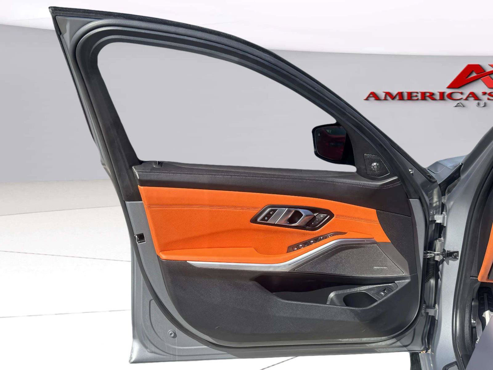 Used 2023 BMW M3 Competition w/ M Carbon Exterior Package AWD/4WD image 33