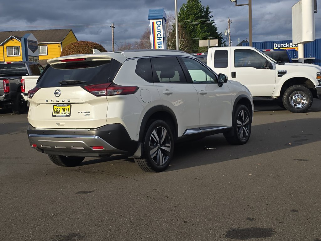 Used 2021 Nissan Rogue Platinum image 5