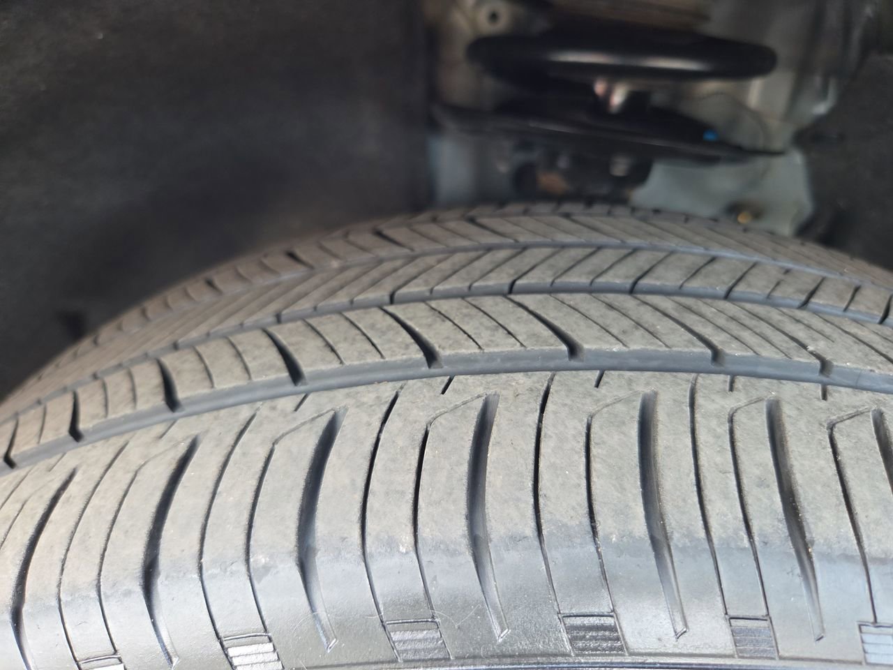 Used 2024 Honda HR-V EX-L image 10