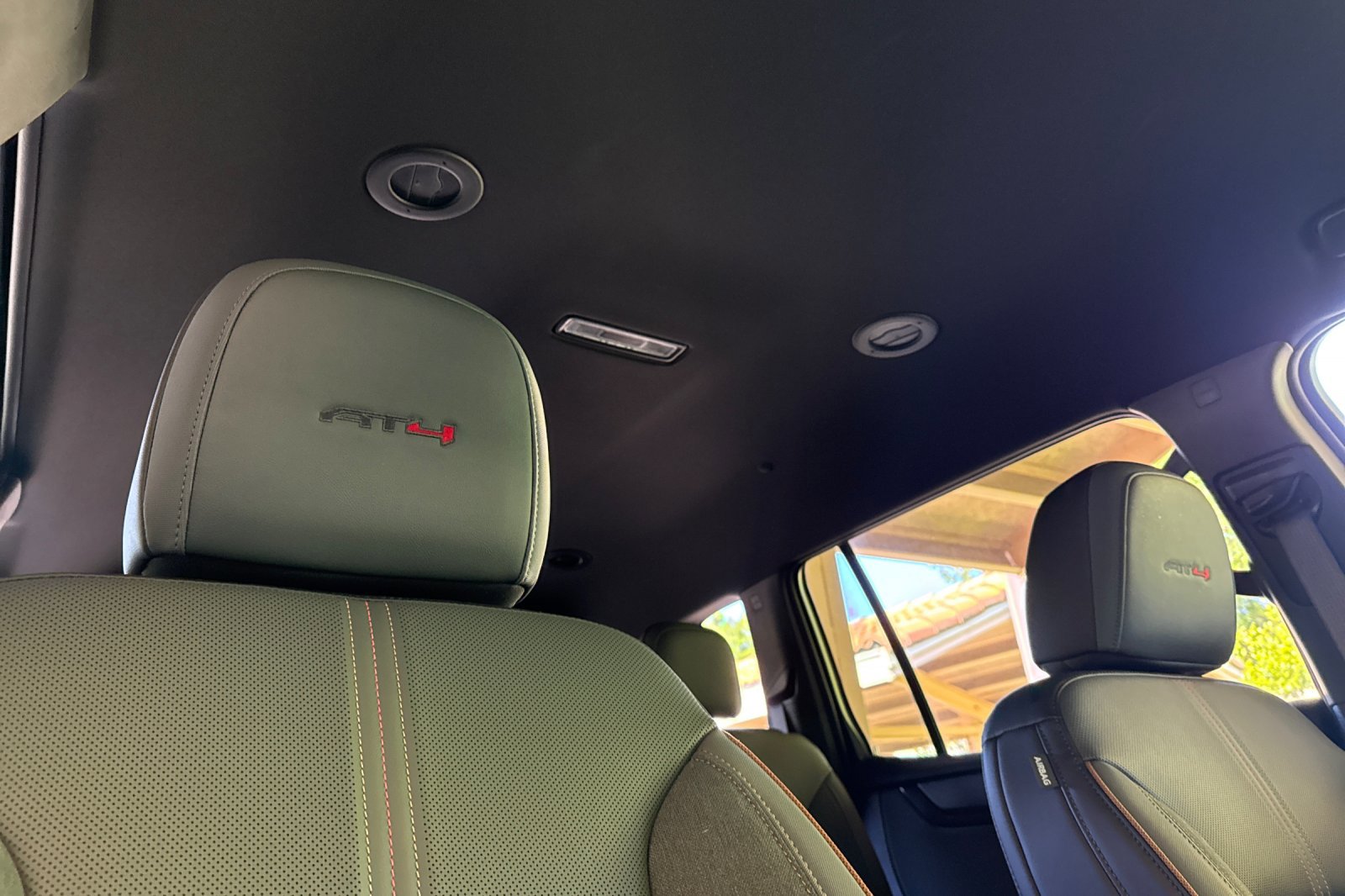 Used 2026 GMC Acadia AT4 AWD/4WD image 22