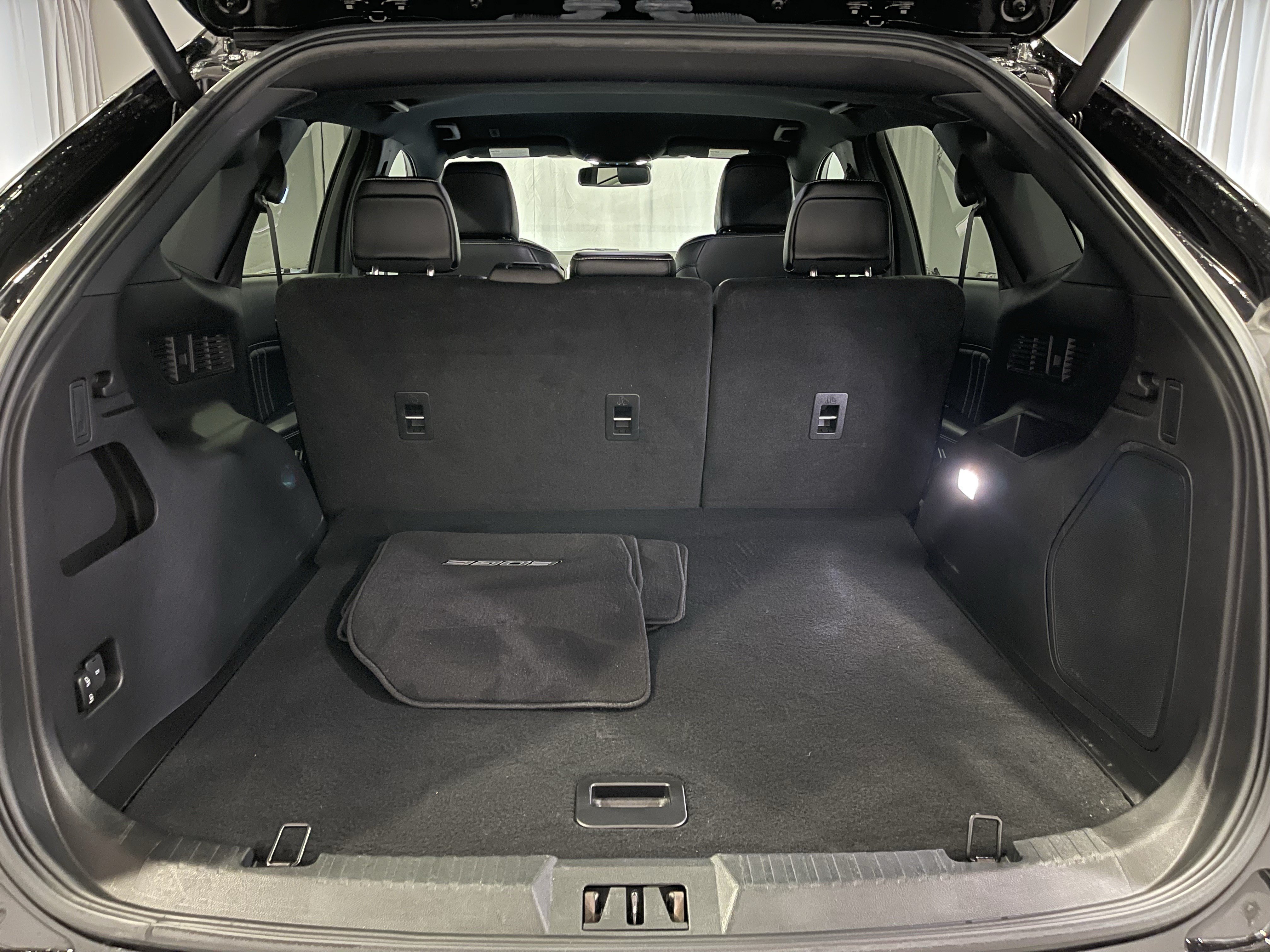Used 2023 Ford Edge ST AWD/4WD image 27