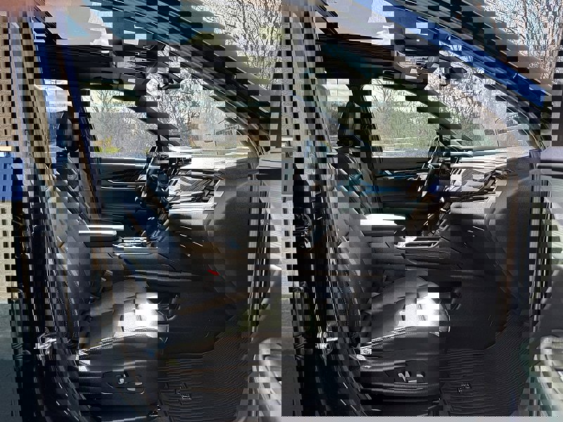 Used 2024 Cadillac XT6 Premium Luxury image 23