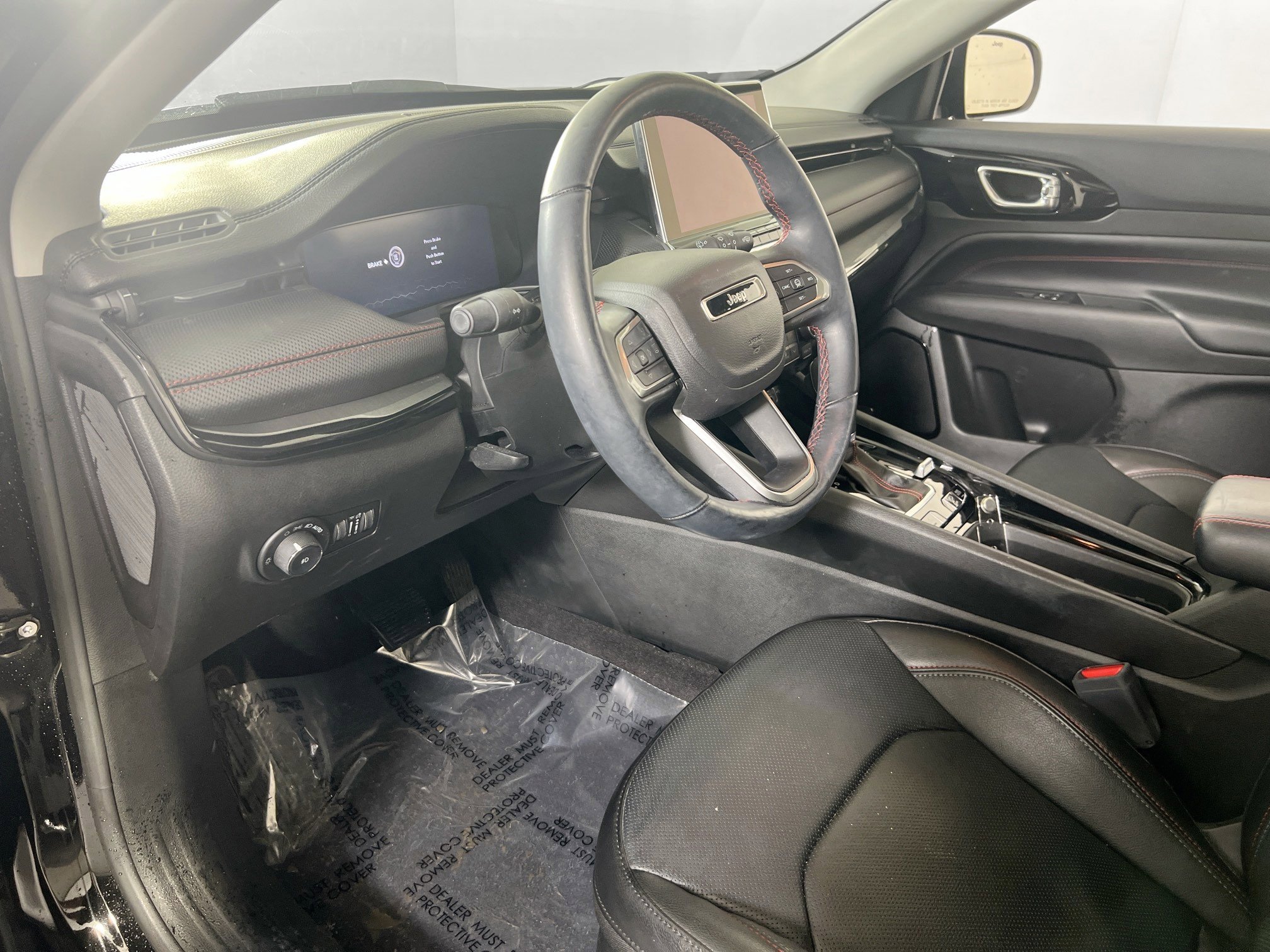 Used 2022 Jeep Compass Trailhawk w/ Trailhawk Elite Group image 9