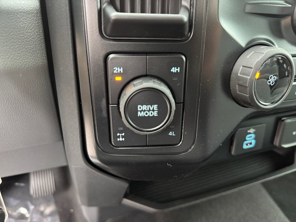 New 2026 Ford F250 XL w/ STX Appearance Package image 39