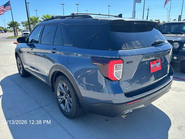 Used 2021 Ford Explorer XLT w/ Equipment Group 202A image 6