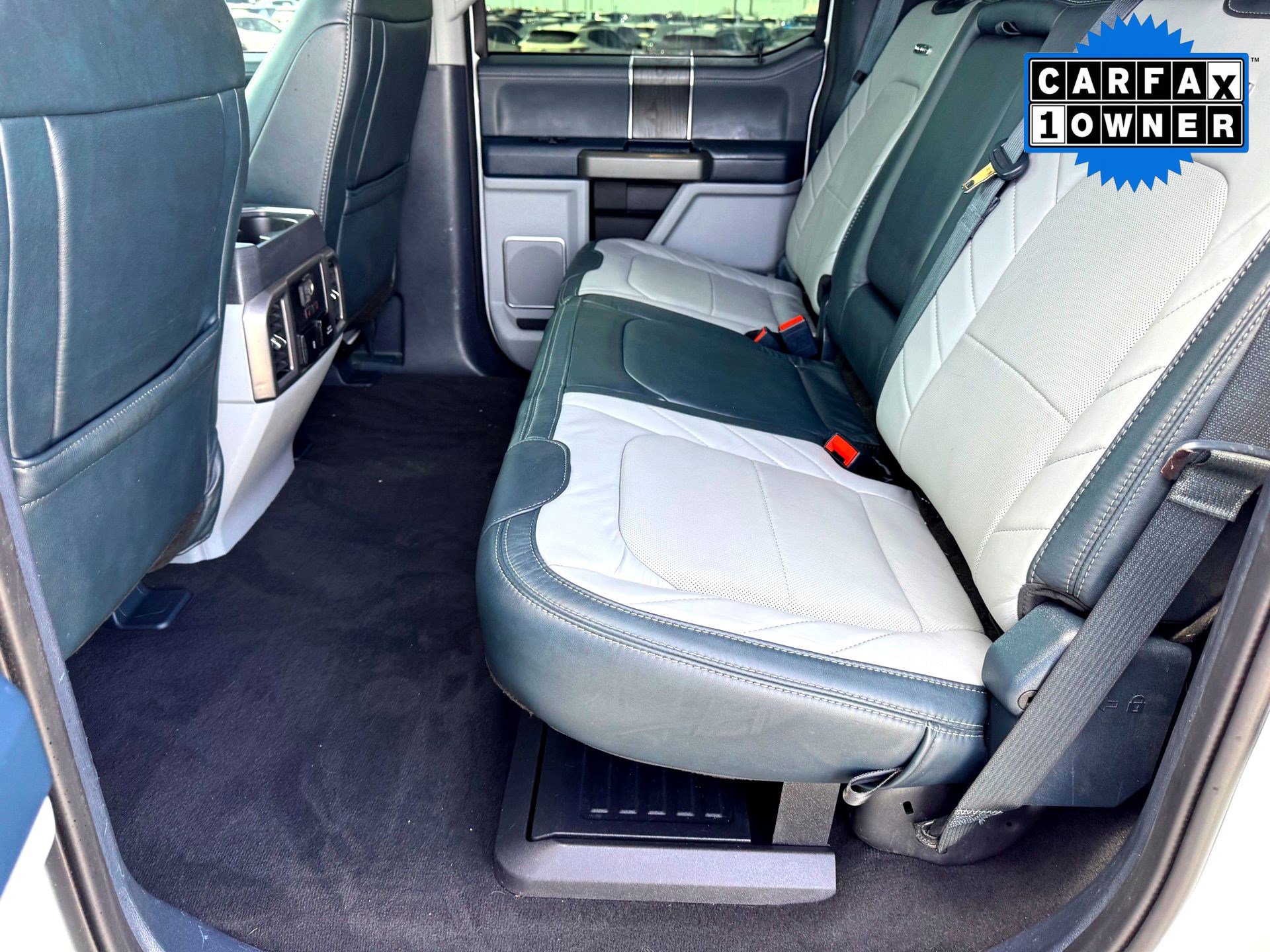 Used 2022 Ford F450 Limited w/ FX4 Off-Road Package image 19