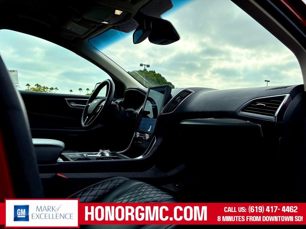 Used 2024 Ford Edge Titanium AWD/4WD image 22