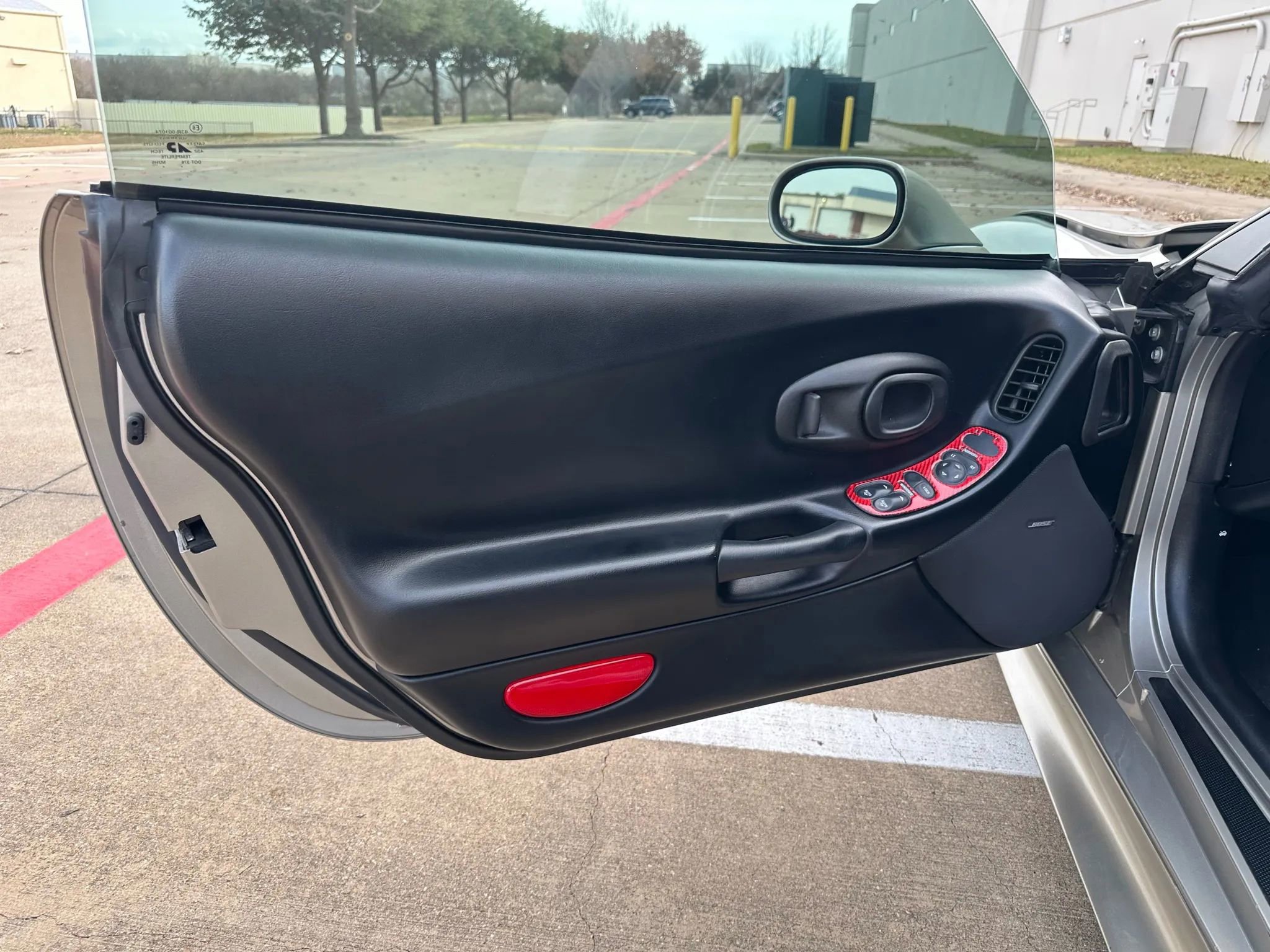 Used 2000 Chevrolet Corvette Coupe image 18