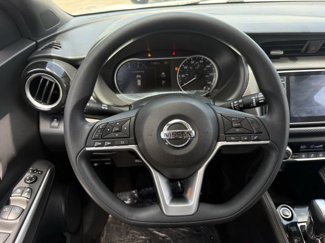 Used 2018 Nissan Kicks SV w/ Exterior Package FWD image 13