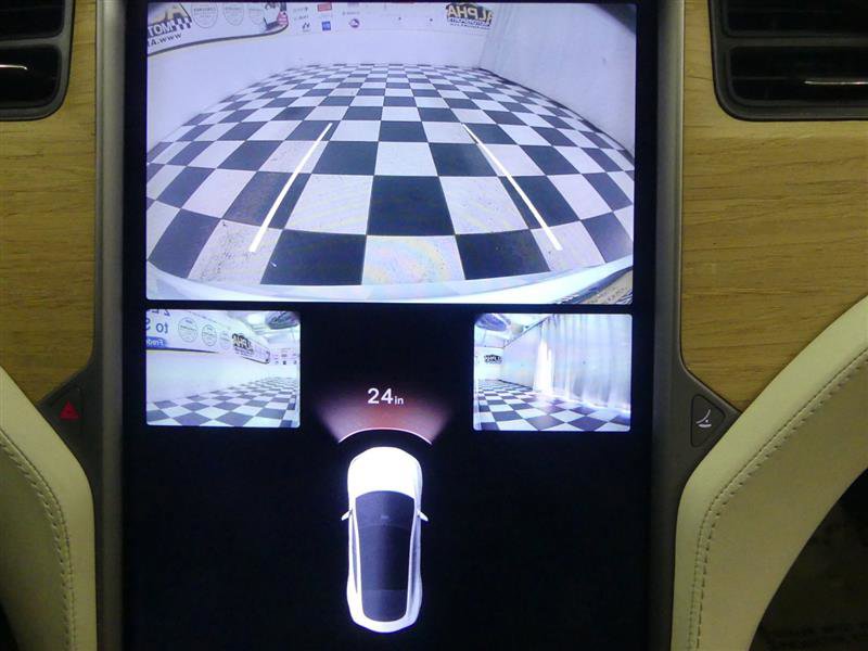 Used 2018 Tesla Model S 100D image 10