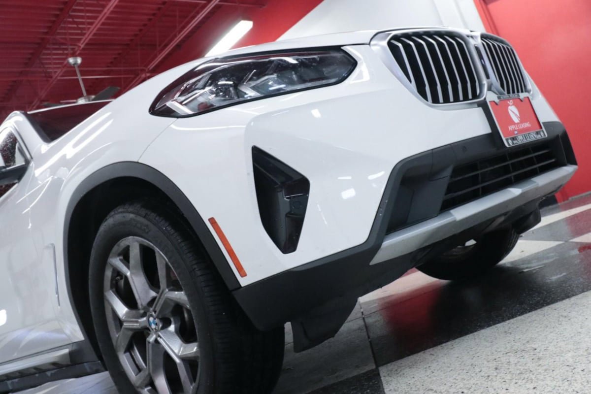 Used 2024 BMW X3 sDrive30i w/ Premium Package image 40