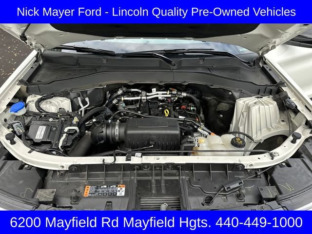 Used 2022 Ford Explorer XLT w/ Equipment Group 202A image 12