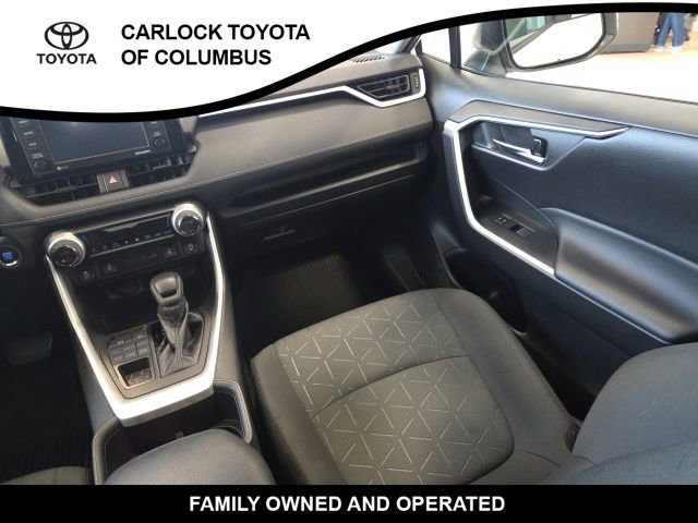 Used 2022 Toyota RAV4 XLE w/ Convenience Package AWD/4WD image 18