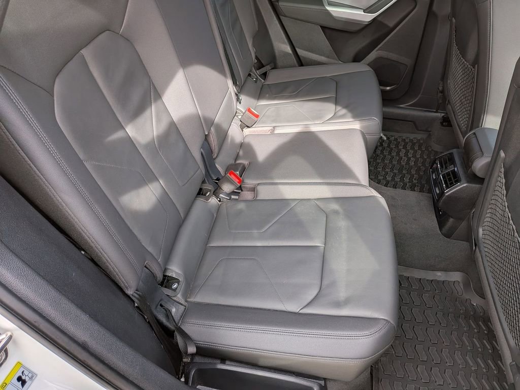 Used 2023 Audi Q3 2.0T Premium Plus w/ Premium Plus Package image 27