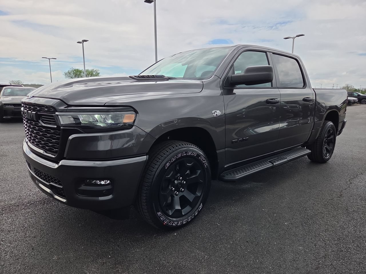 New 2026 RAM 1500 Express AWD/4WD image 3
