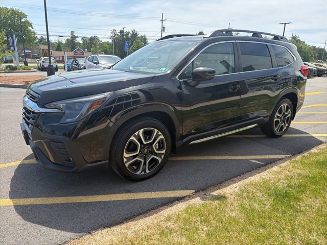 Used 2024 Subaru Ascent Limited w/ Technology Package AWD/4WD image 1