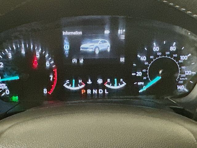 Used 2021 Ford Escape SE w/ SE Sport Appearance Package FWD image 2