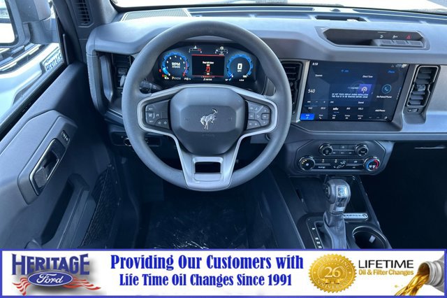 New 2025 Ford Bronco 4-Door image 14