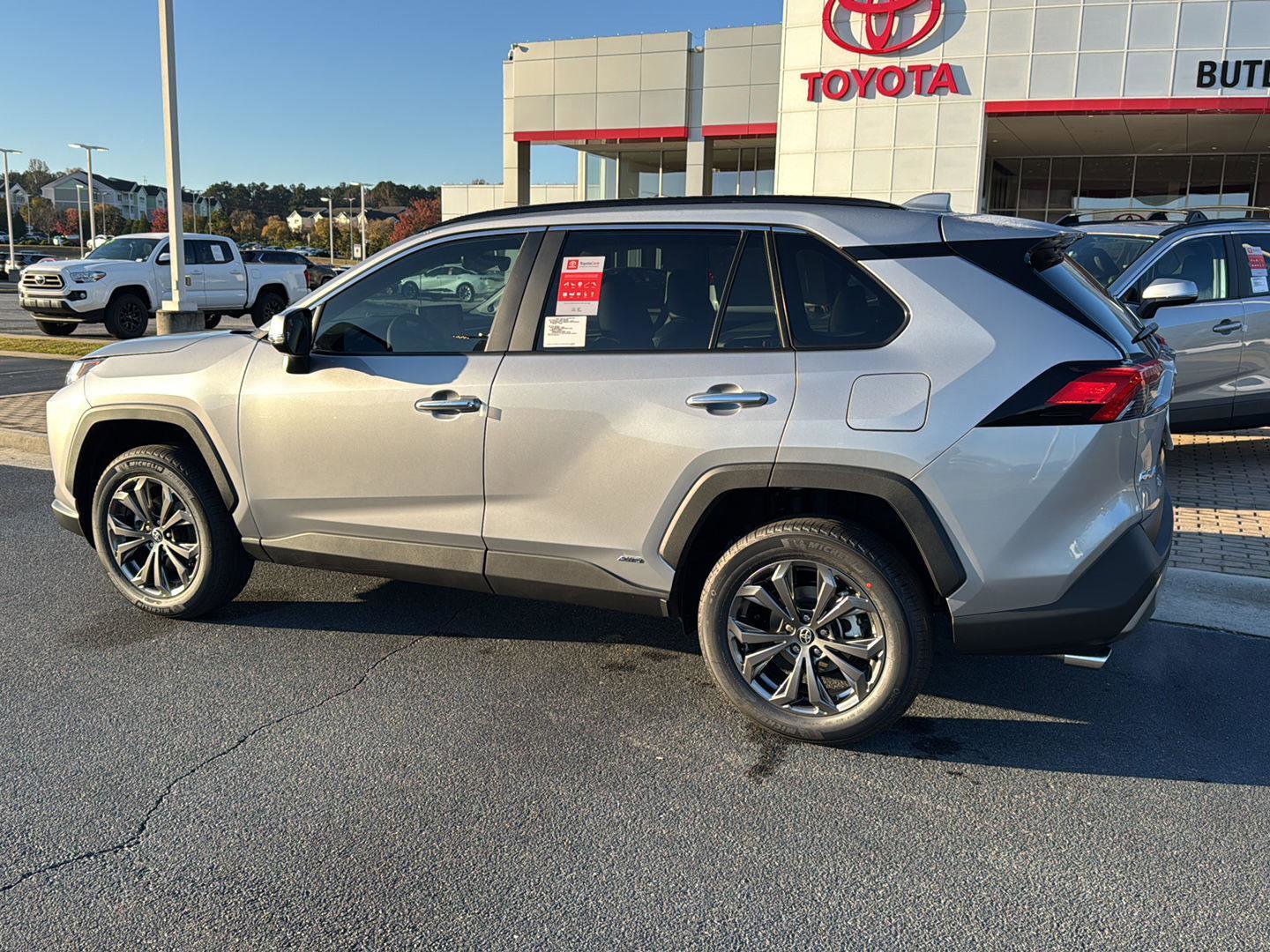 New 2025 Toyota RAV4 Limited image 3