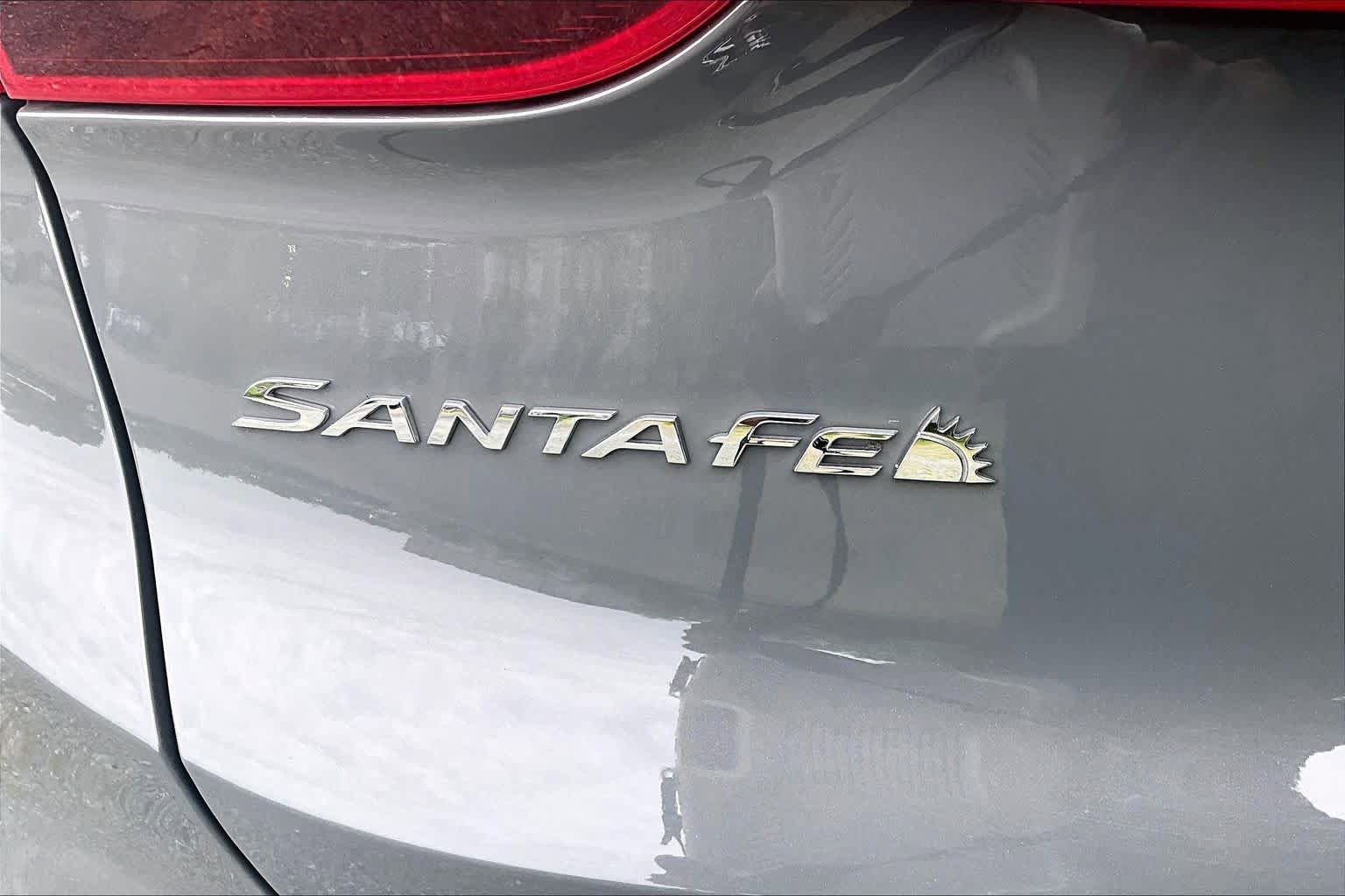 Used 2023 Hyundai Santa Fe SEL Premium w/ Cargo Package AWD/4WD image 10