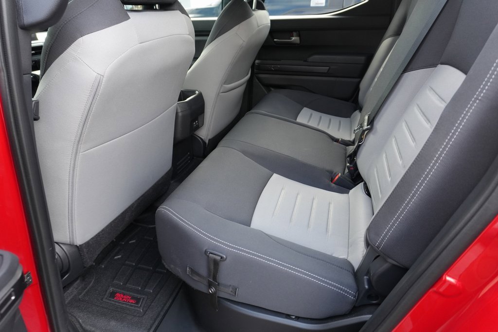 Used 2024 Toyota Tacoma TRD Off-Road image 32