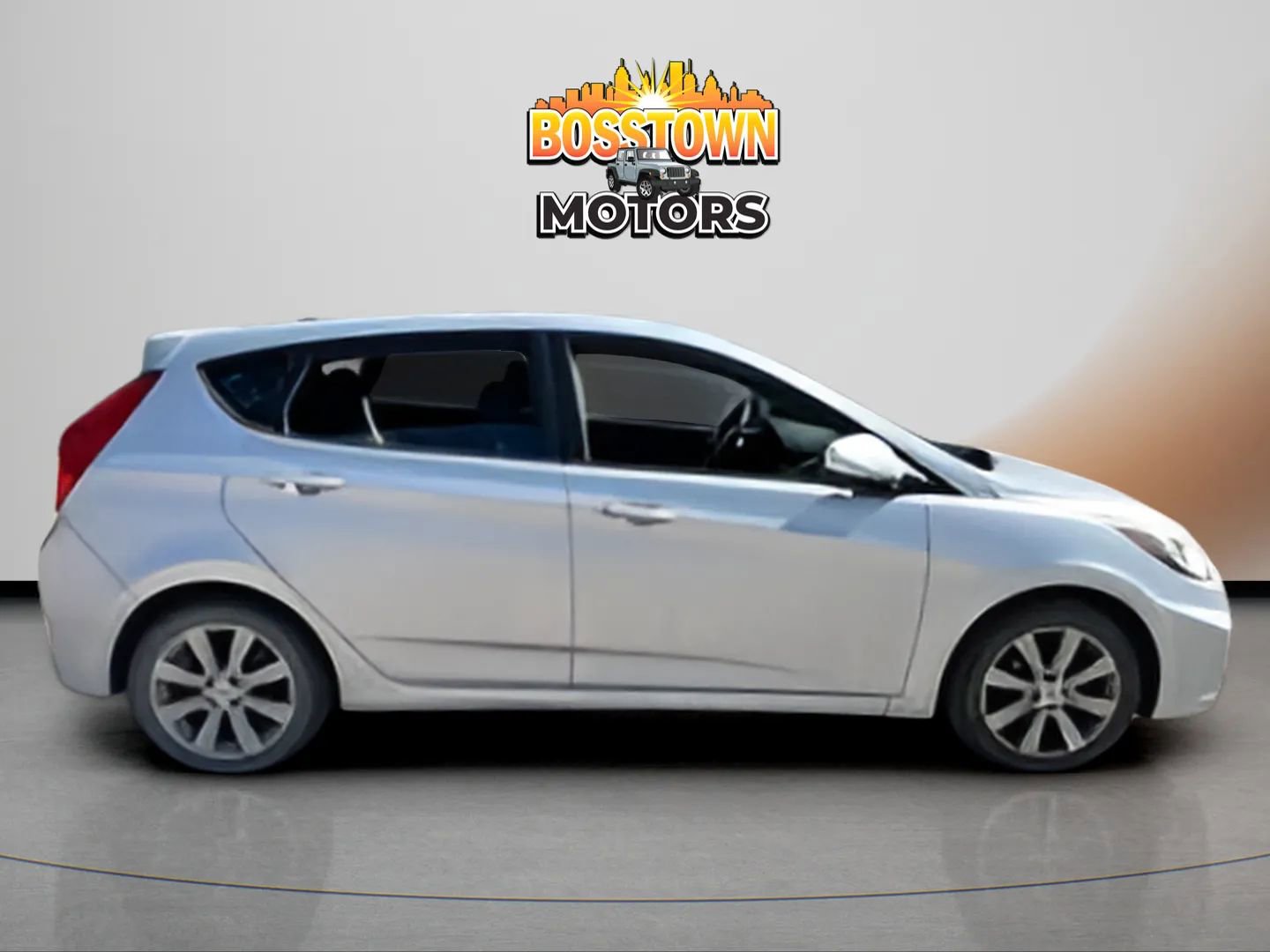 Used 2013 Hyundai Accent SE image 6