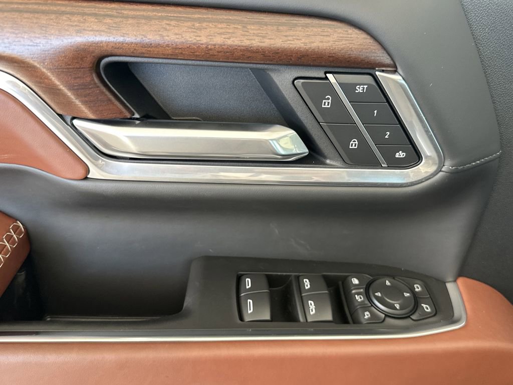 New 2026 GMC Sierra 3500 Denali Ultimate AWD/4WD image 12