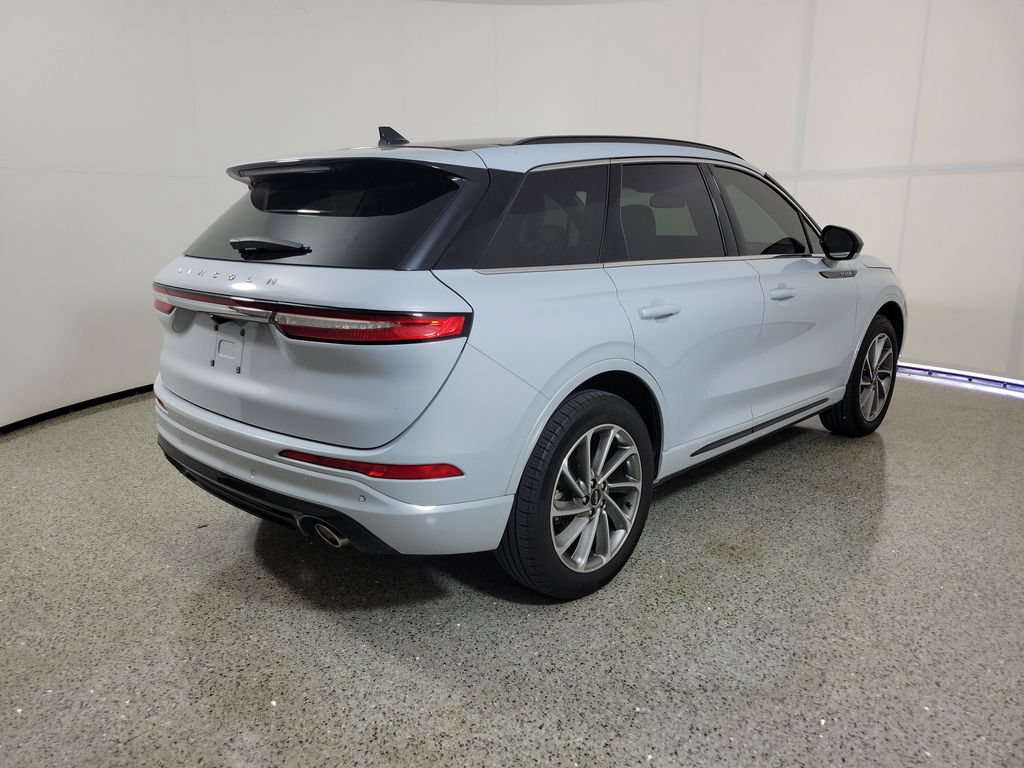 Certified 2025 Lincoln Corsair Grand Touring AWD/4WD image 4