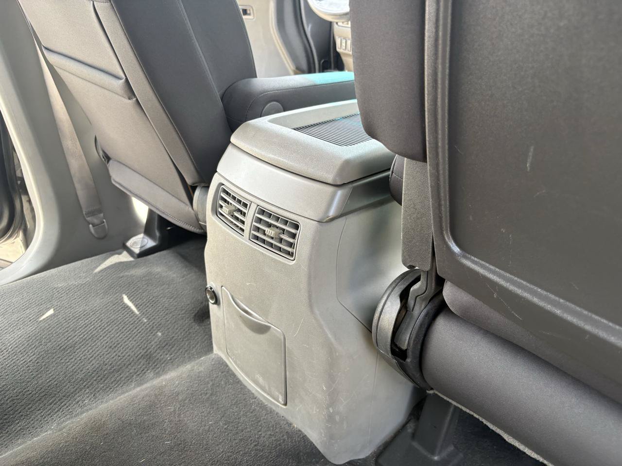 Used 2004 Nissan Titan SE RWD image 31