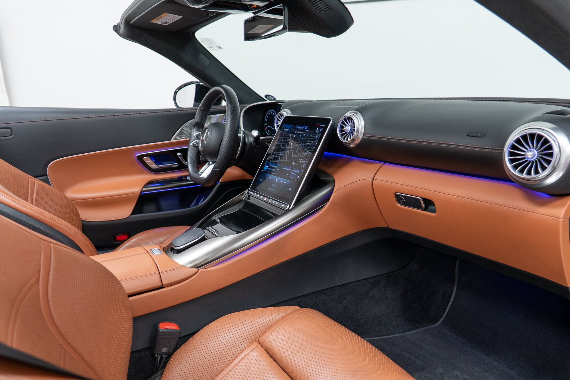 Certified 2022 Mercedes-Benz SL 55 AMG 4MATIC image 21