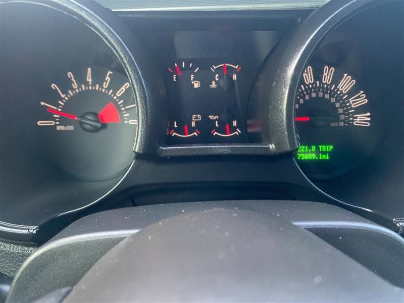 Used 2009 Ford Mustang GT RWD image 31