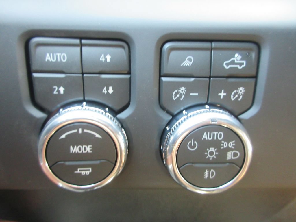 New 2026 GMC Sierra 1500 Denali Ultimate AWD/4WD image 17