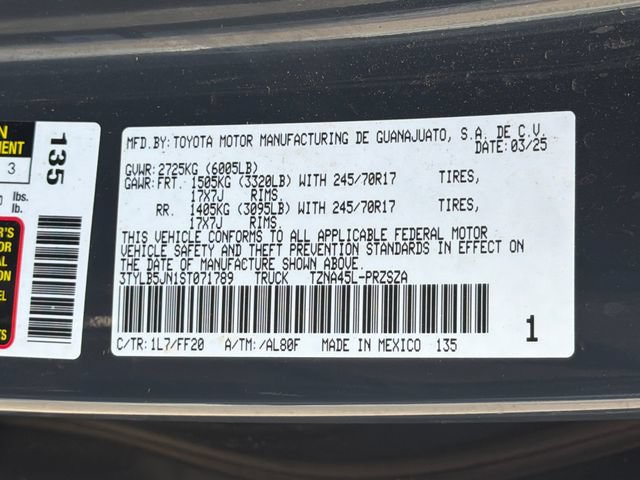 Used 2025 Toyota Tacoma SR5 AWD/4WD image 35