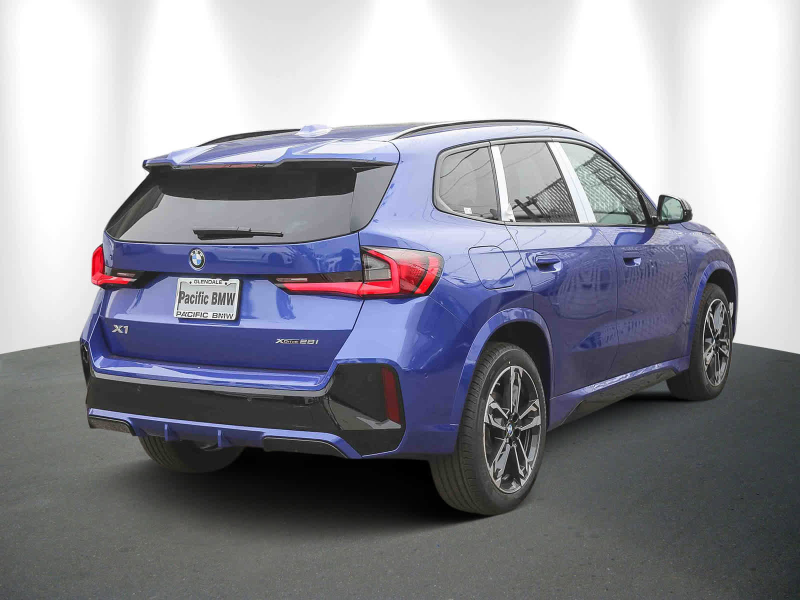 New 2026 BMW X1 xDrive28i w/ Technology Package image 6