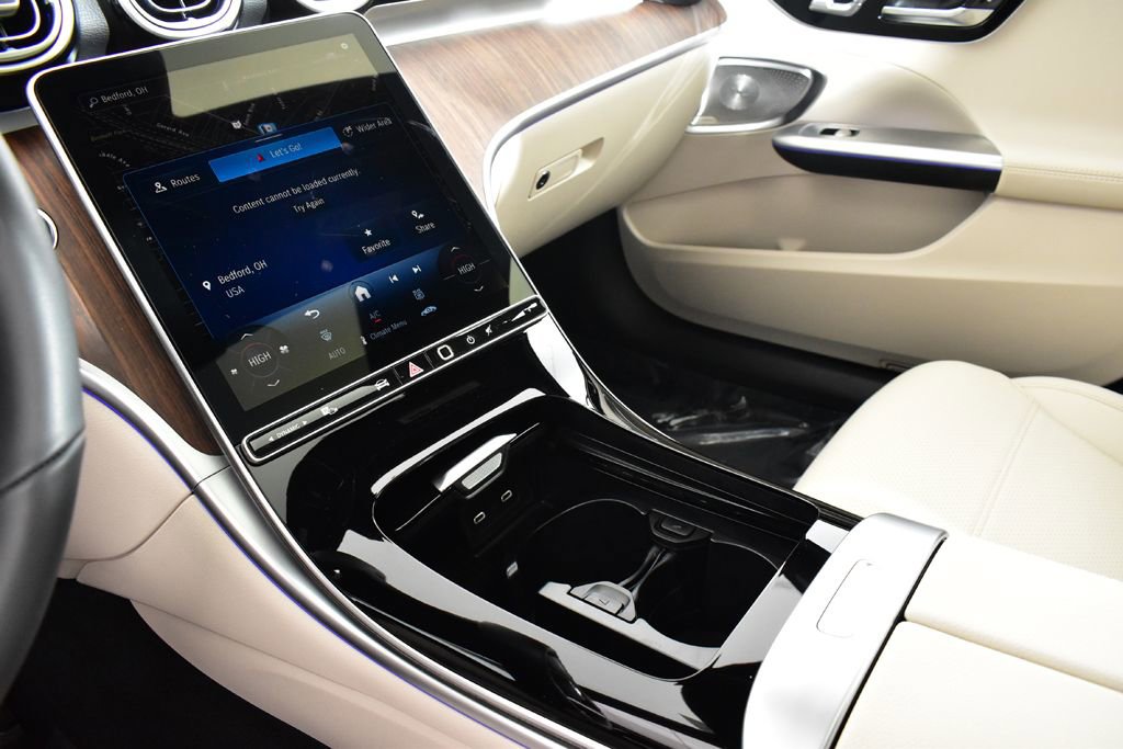 Used 2025 Mercedes-Benz C 300 4MATIC Sedan image 24