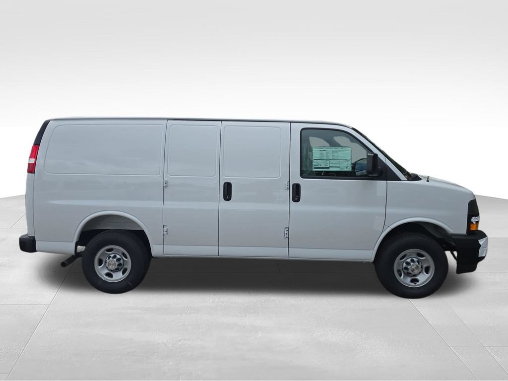 New 2026 Chevrolet Express 2500 w/ Driver Convenience Package RWD image 8