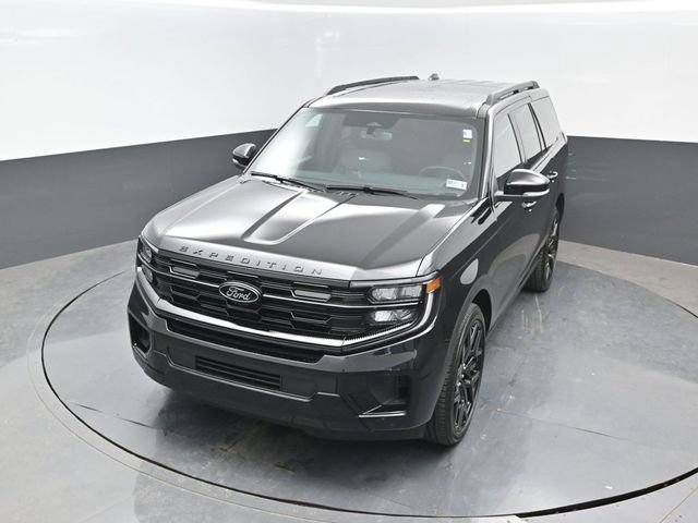 New 2026 Ford Expedition Platinum w/ Stealth Performance Package AWD/4WD image 21