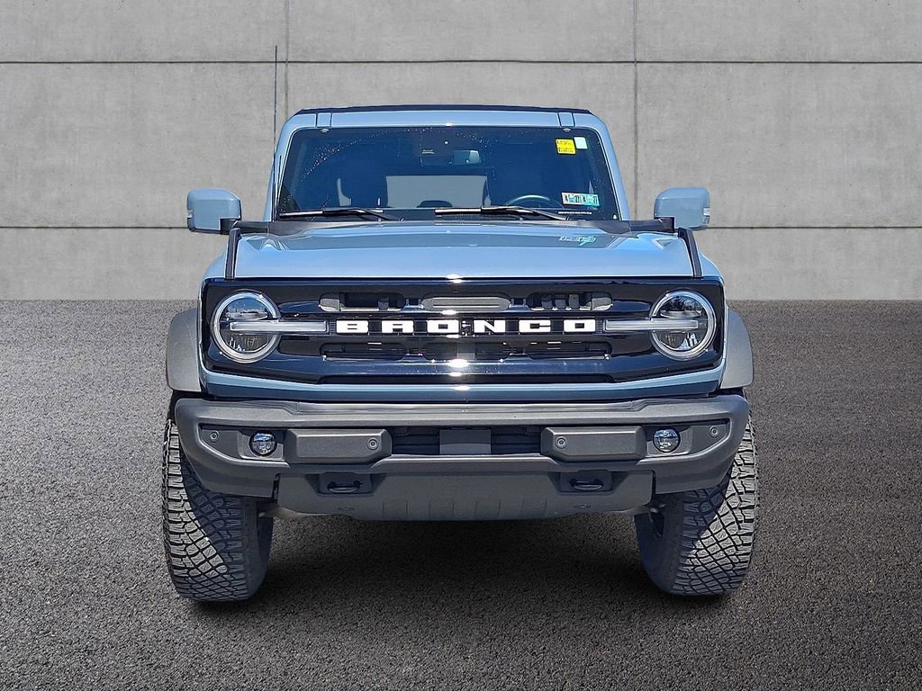 Used 2023 Ford Bronco Outer Banks w/ Sasquatch Package image 2