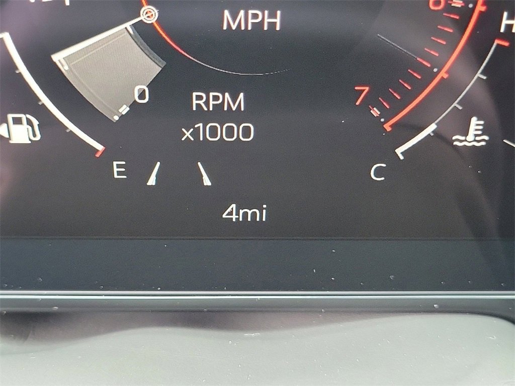 New 2026 GMC Yukon Elevation image 25