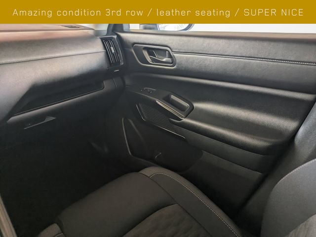 Used 2024 Nissan Pathfinder SV FWD image 17