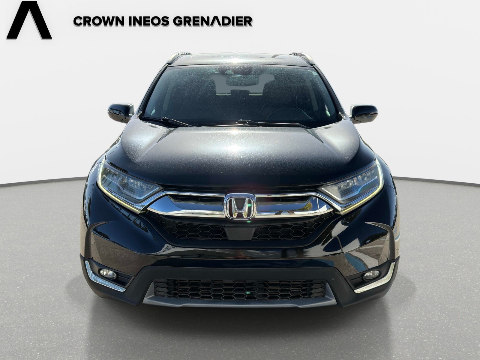 Used 2018 Honda CR-V Touring image 2