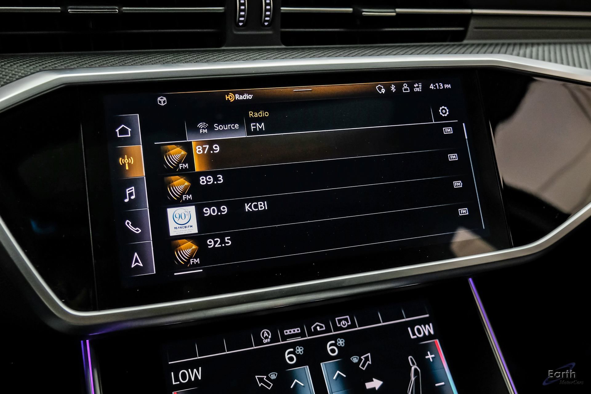 Used 2023 Audi RS 6 w/ Black Optic Package image 80