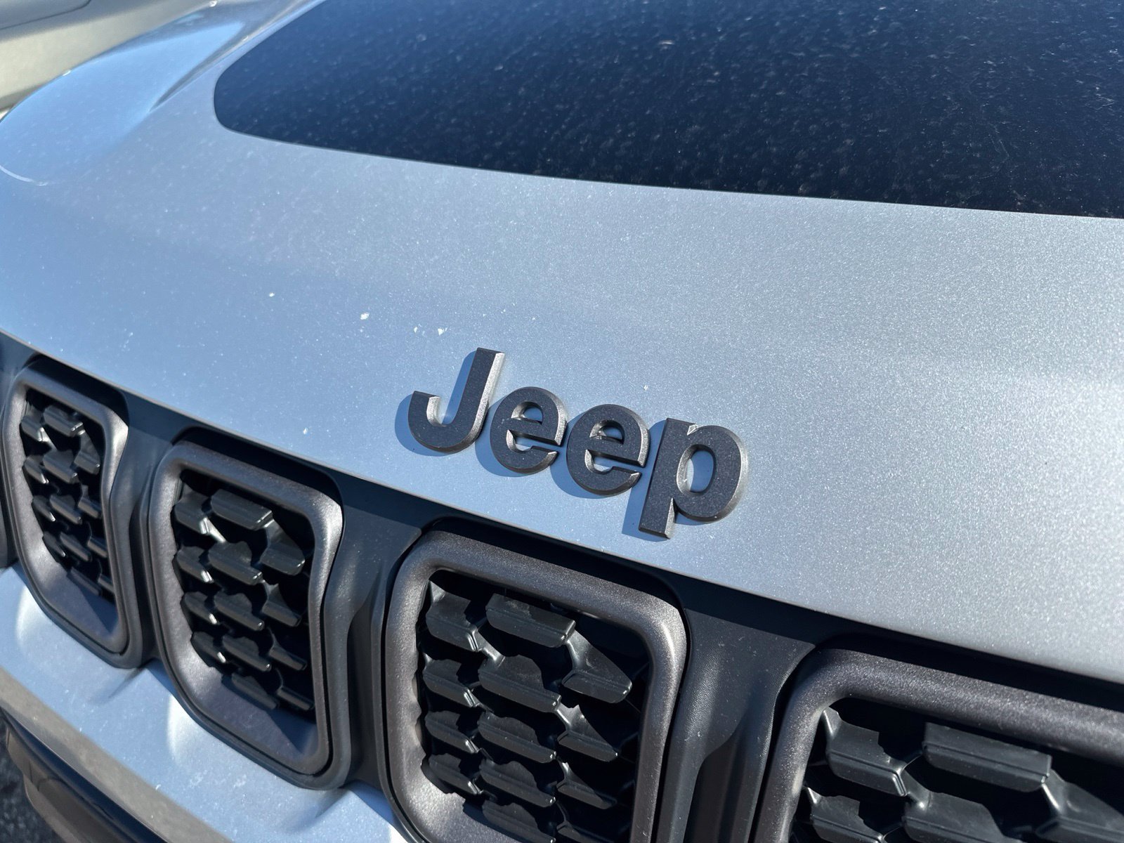 Used 2024 Jeep Compass Trailhawk AWD/4WD image 7