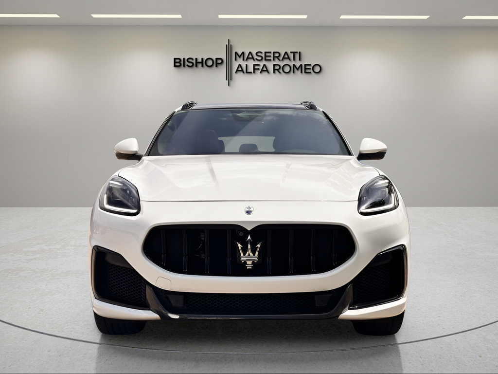 Used 2024 Maserati Grecale Trofeo AWD/4WD image 2
