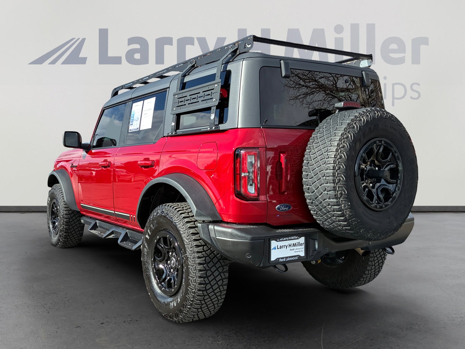 Certified 2021 Ford Bronco First Edition image 3