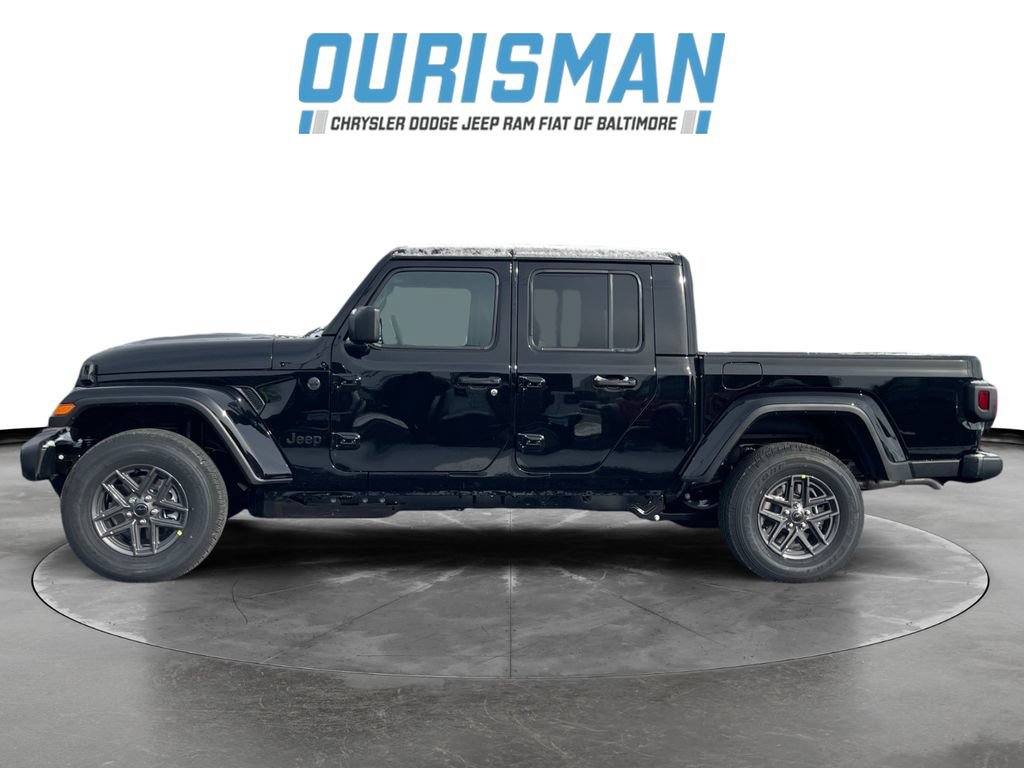 New 2026 Jeep Gladiator Sport AWD/4WD image 3
