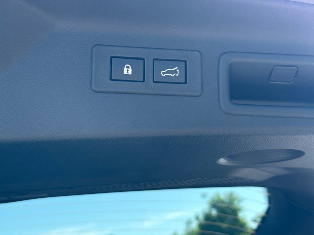 New 2026 Subaru Forester Premium AWD/4WD image 10