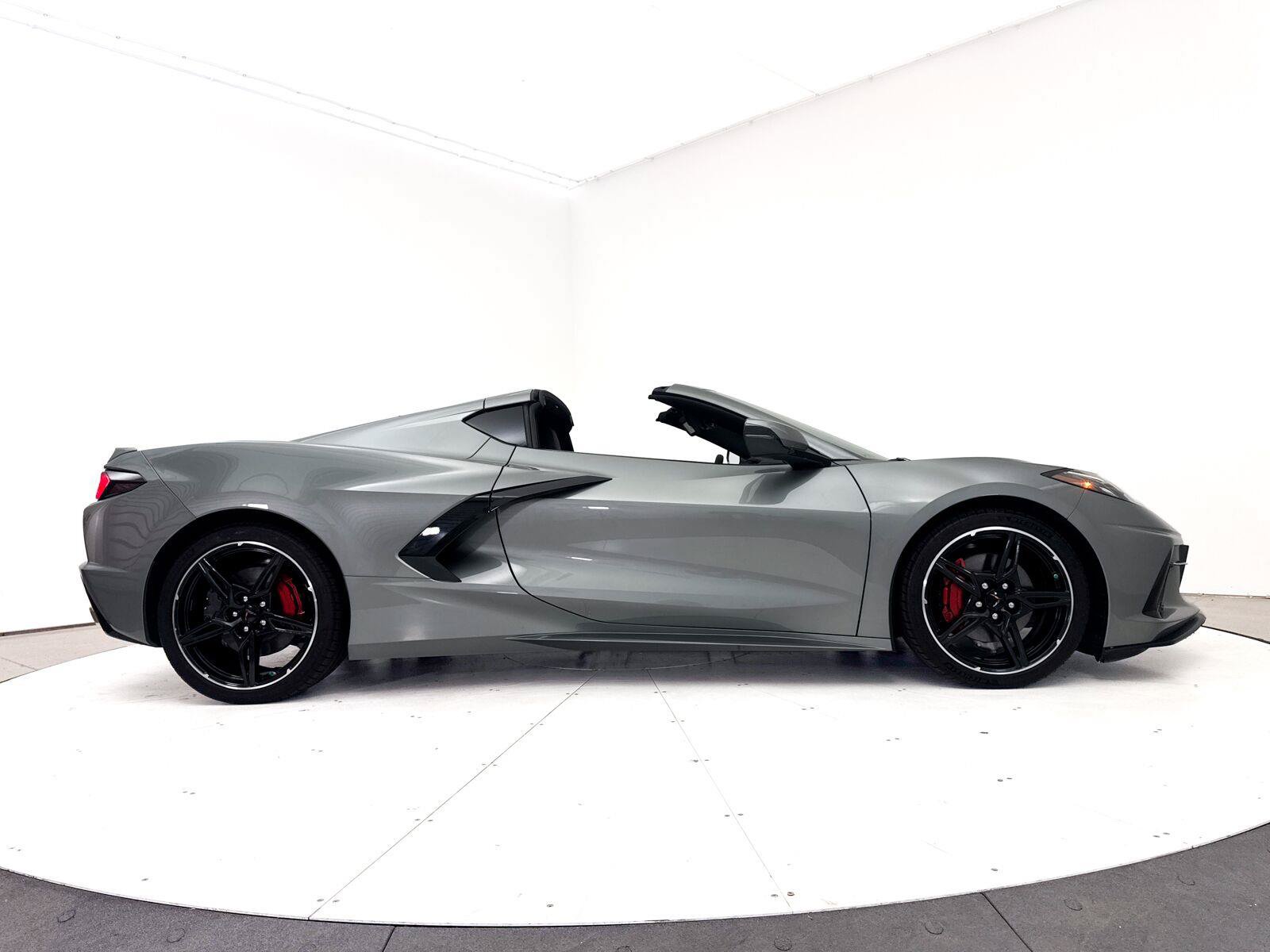 Used 2022 Chevrolet Corvette Stingray Preferred Cpe w/ 2LT RWD image 39