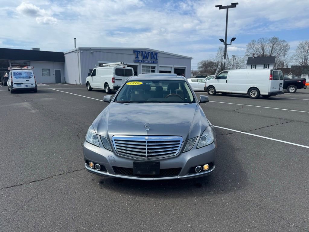 Used 2010 Mercedes-Benz E 350 4MATIC Sedan image 2